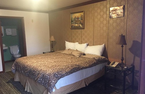 White Marsh Hotel | Colony inn motel