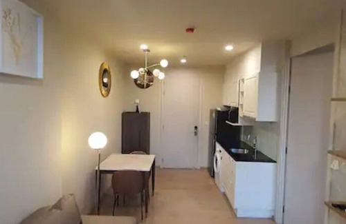 Khlong Toei Nuea Apartment | Color of the Park @BTS Asoke 2!