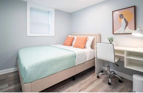 Northeast Apartment | ★Colorful & Charming DC Oasis ~ Patio ~ Workspace★