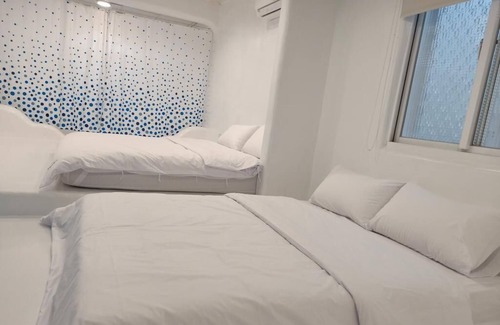 Eluan House | Colorful Cloudy Villa