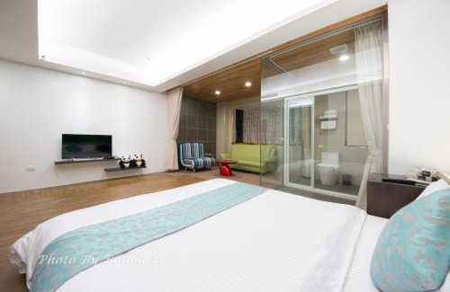 Zhuangwei House | Colorful Fish Cottage