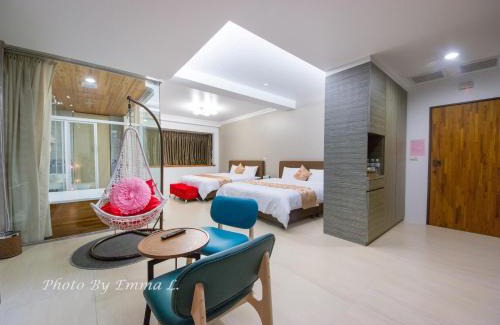 Zhuangwei House | Colorful Fish Cottage