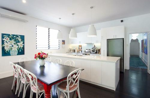 Coogee House | Colourful Coogee