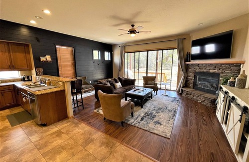 Torreon House | Come and stay at the Peaceful Pinecone in beautiful Torreon!