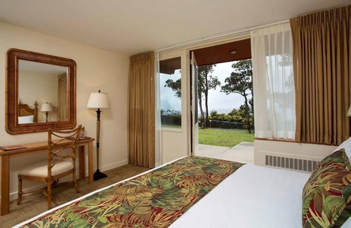 Volcano Hotel | Come Create Memories w/Fun-filled Adventures at this Paradise! Free Parking!