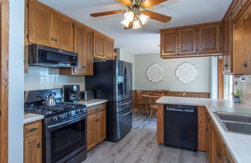 Brainerd House | Come enjoy a nice relaxing week in Brainerd MN on North Long Lake.
