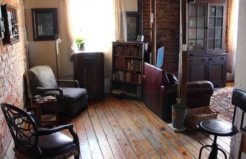 Etowah House | Come Enjoy a Unique Space 125 Year Old East TN Loft