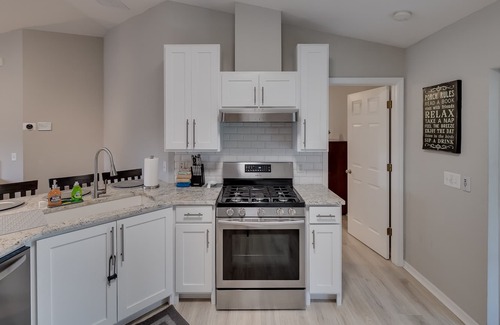 DeLand House | Come enjoy our newly renovated vacation home, located in DeLand, Florida