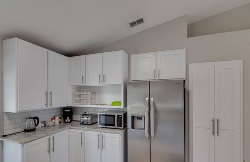 DeLand House | Come enjoy our newly renovated vacation home, located in DeLand, Florida