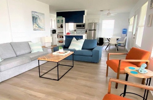 Surfside Beach House | Come relax by beach, cozy cottage close to the beach & Jetty. Water views