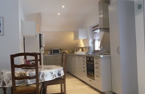 Saint-Martin-de-Queyrieres Apartment | Comfortable apartment 4 people