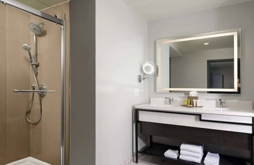 Downtown San Jose House | Comfort and Convenience! 4 Sleek Units, Pet-Friendly Property, Onsite Pool