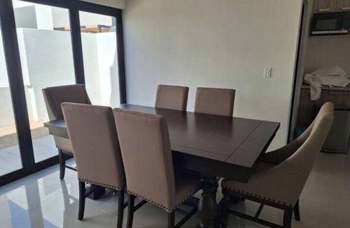 La Paz House | Comfort in Gated Community-Pool