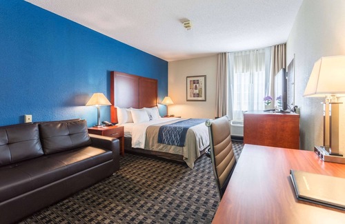 Priceville Hotel | Comfort Inn Decatur Priceville