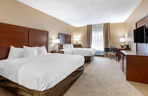 Bridgeport Hotel | Comfort Inn Louisville Southwest