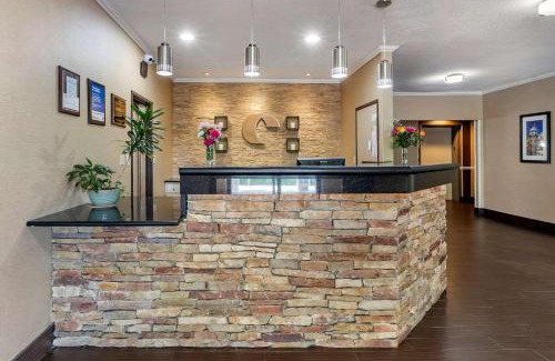 Quad Cities Hotel | Comfort Inn Moline - Quad Cities