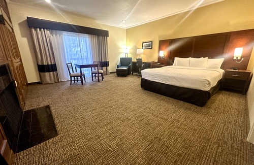 Monterey Hotel | Comfort Inn Monterey Peninsula Airport