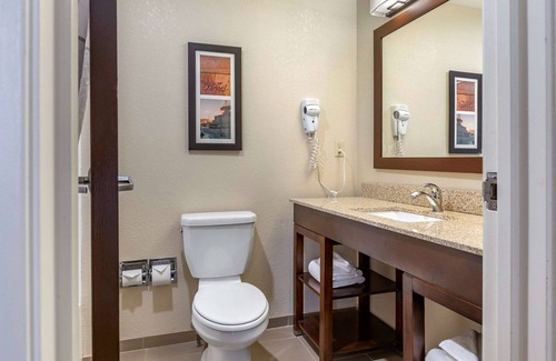 Dearborn Hotel | Comfort Inn Near Greenfield Village