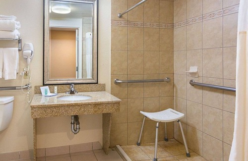 Oxon Hill Hotel | Comfort Inn Oxon Hill