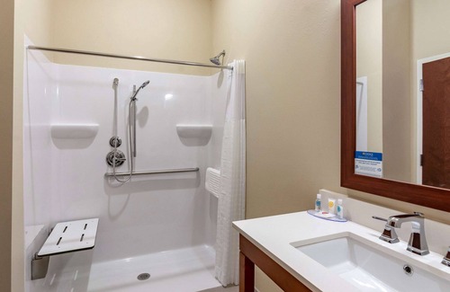 Rio Hotel | Comfort Inn & Suites