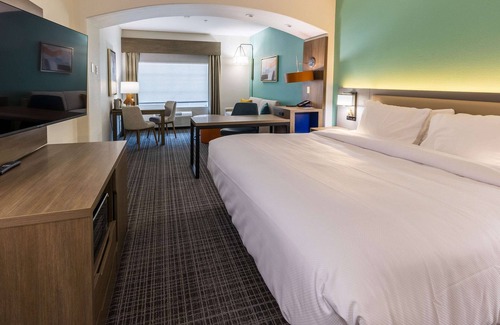 New Iberia Hotel | Comfort Inn & Suites New Iberia - Avery Island