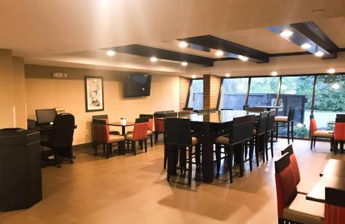 Farmington Hills Hotel | Comfort Inn