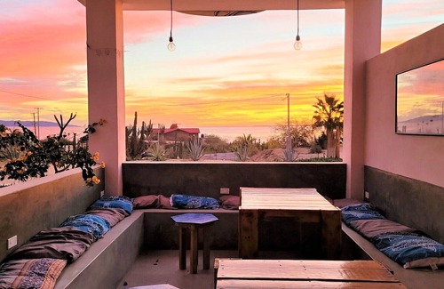 La Ventana Apartment | Comfort Queen Room #1 with Two Queen Beds