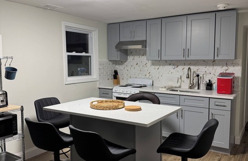 Centereach House | Comfort Stay by Stony Brook University & Hospital