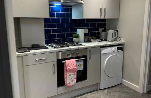 Ashton-under-Lyne House | Comfort Suite in Manchester
