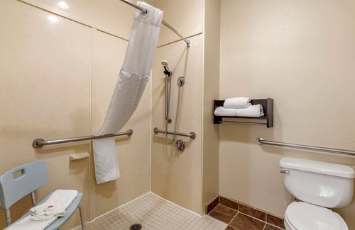 Clovis Hotel | Comfort Suites Clovis North