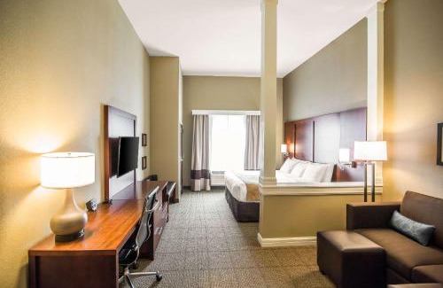 Dodge City Hotel | Comfort Suites Dodge City
