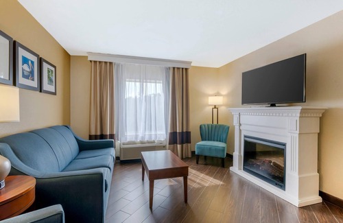 The Villages Hotel | Comfort Suites Lady Lake - The Villages