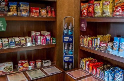 Far Southwest Hotel | Comfort Suites Portland Southwest