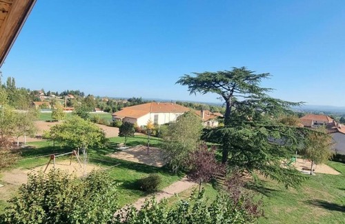 Saint-Andre-dʼApchon Cottage | Comfortable rural cottage in St-André-d'Apchon