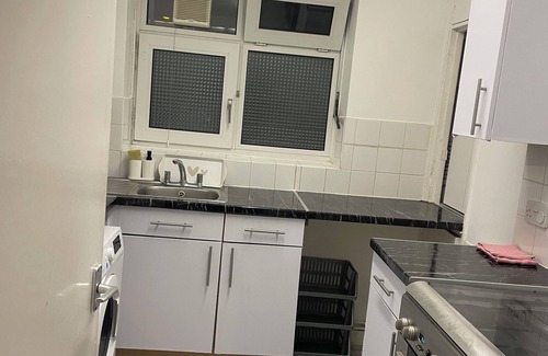 Peckham Rye Apartment | Comfortable 2-bedroom apartment in awesome London with WiFi