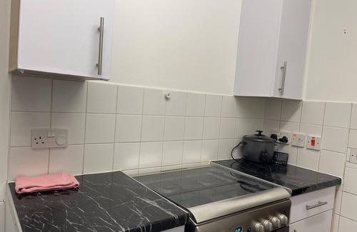 Peckham Rye Apartment | Comfortable 2-bedroom apartment in awesome London with WiFi