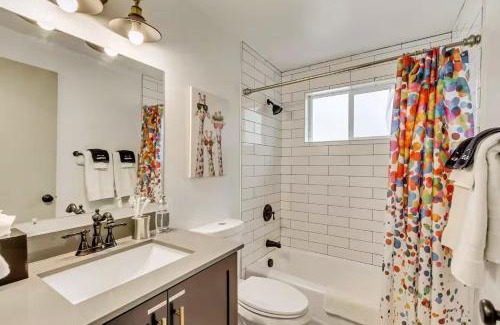 Sugar House Apartment | Comfortable 2BR Apt - Heart of Sugarhouse