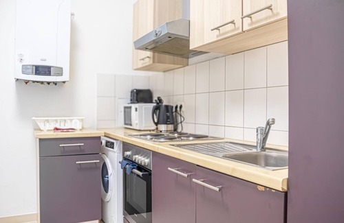 Neulerchenfeld Apartment | Comfortable 2BR Apt.-Near Wiener Stadthalle