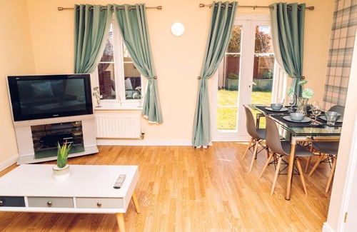 Colchester House | Comfortable Colchester Home