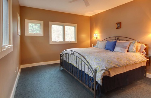 Lakemont House | Comfortable Contemporary Villa w boathouse, patio, swimming dock