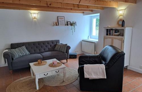 Ploudalmezeau House | Comfortable cottage close to the beach, Portsall, 2 canoes