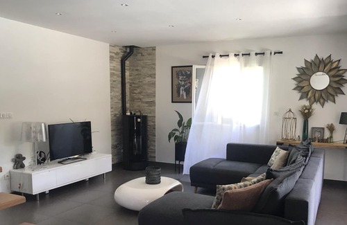 La Roque-d'Antheron House | Comfortable villa, quality equipment in La Roque d'Anthéron.