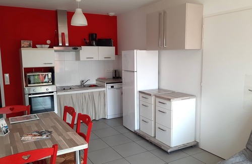Les Sables d'Olonne House | Comfortable accommodation ideal for families, 5 minutes from the beach and port.