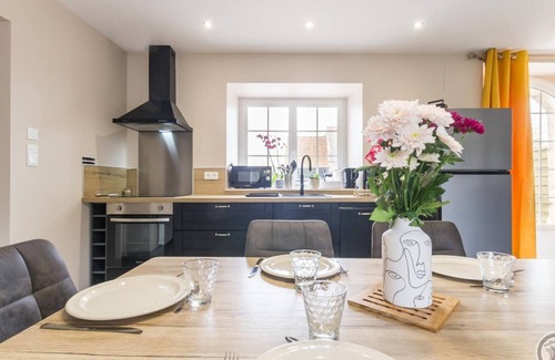 Cotentin Peninsula Cottage | Comfortable holiday house with terrace and enclosed garden, pets allowed