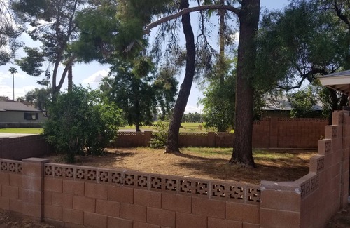 Camelback East House | Comfortable Home, Central Phoenix Pets ok, Pool, 3 bedroom 3 bath Close to all.