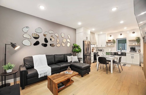 Genesee House | Comfortable Home in the Heart of West Seattle