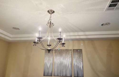Enterprise Villa | comfortable house/3 storynear airportcasino outlet