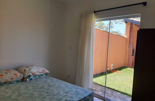 Balneario Tres Marias House | Comfortable house with pool and garden in Peruíbe