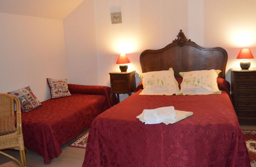 Montchevrier Bed & Breakfast | Comfortable rooms on a farm in the heart of Berry