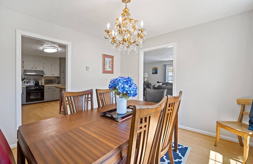 State College House | Comfortable & Spacious 5BD/3BA - Walk to State College HS and 5 min Uber to PSU